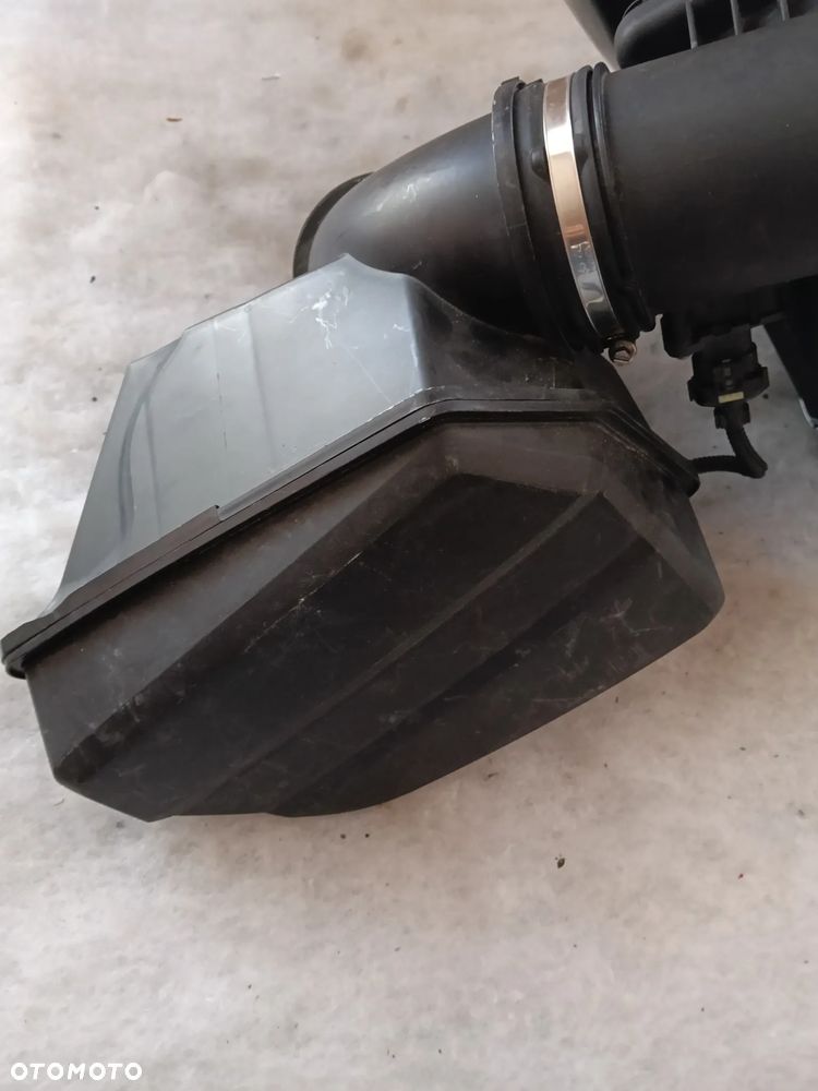 OBUDOWA FILTRA POWIETRZA REZONATOR BMW G20 G21 BENZYNA 8580424 - 3
