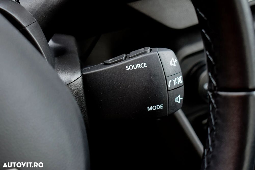 Dacia Sandero Stepway ECO-G 100 MT6 Expression - 36