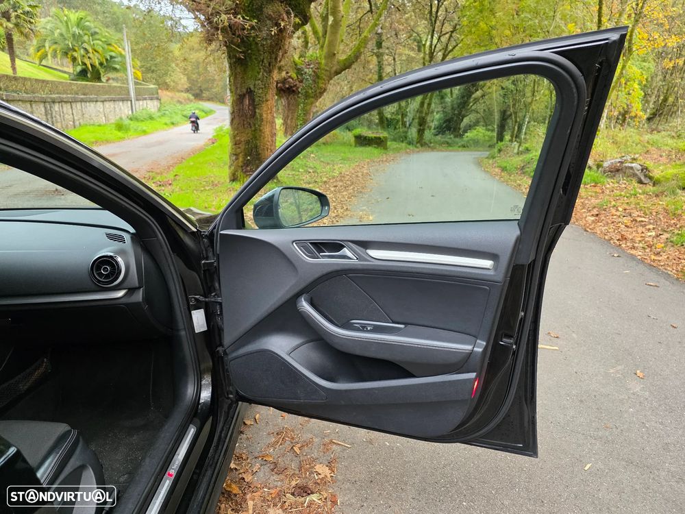 Audi A3 Sportback 2.0 TDI S-line - 19