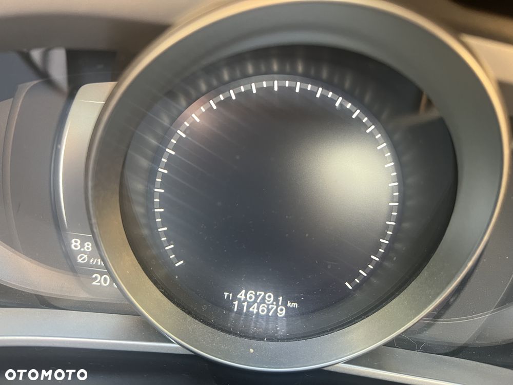 Volvo V40 - 8