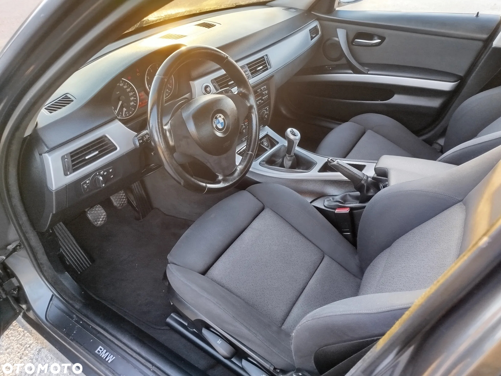 BMW Seria 3 320i - 8