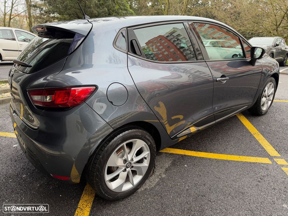 Renault Clio 0.9 TCe Limited - 16