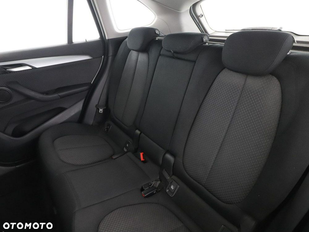 BMW X1 xDrive18d Advantage - 18