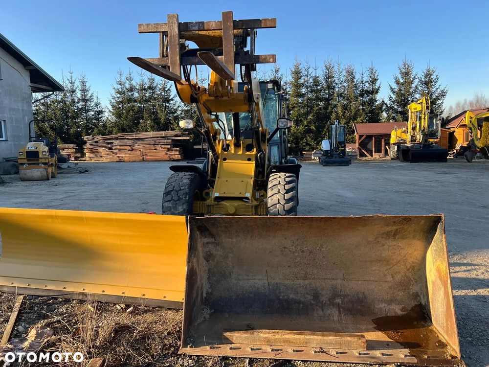 Caterpillar ŁADOWARKA CAT 906M 906 907 908 łyżka pług widły  Liebherr 506 Volvo L25 - 5