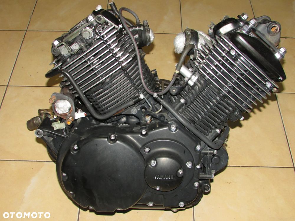 Yamaha BT 1100 Bulldog silnik engine - 1