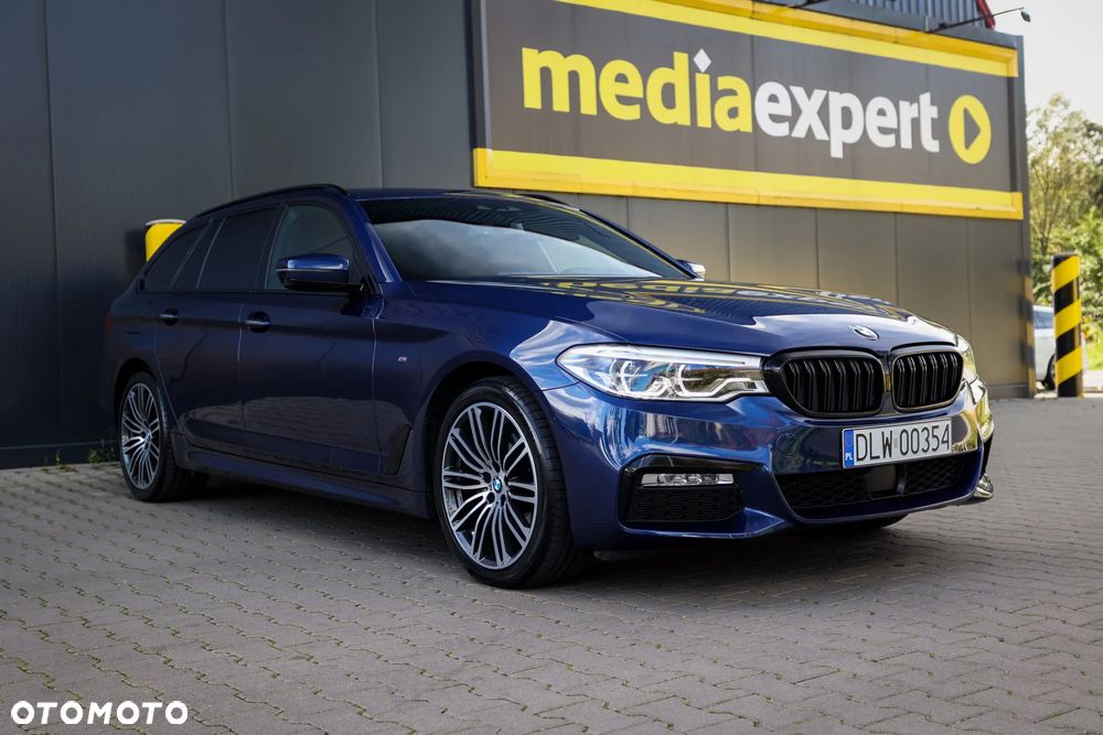 BMW Seria 5 520d xDrive Touring M Sport Edition - 14