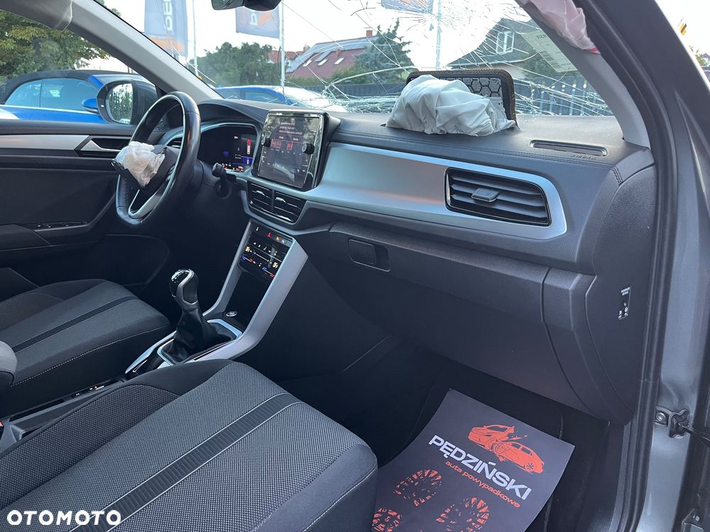 Volkswagen T-Roc - 9
