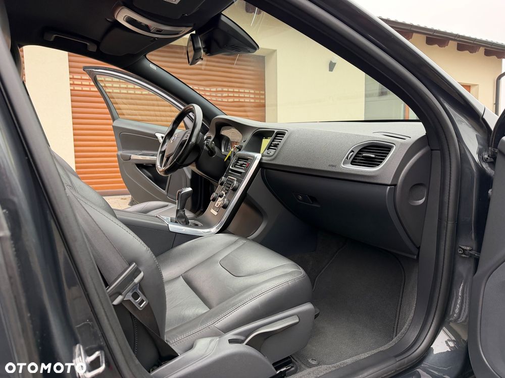 Volvo V60 D2 Drive-E Kinetic - 39