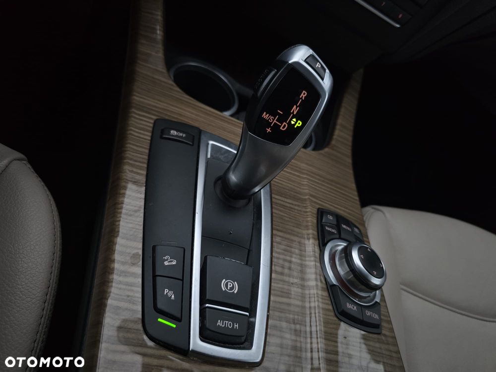 BMW X3 xDrive20d - 24