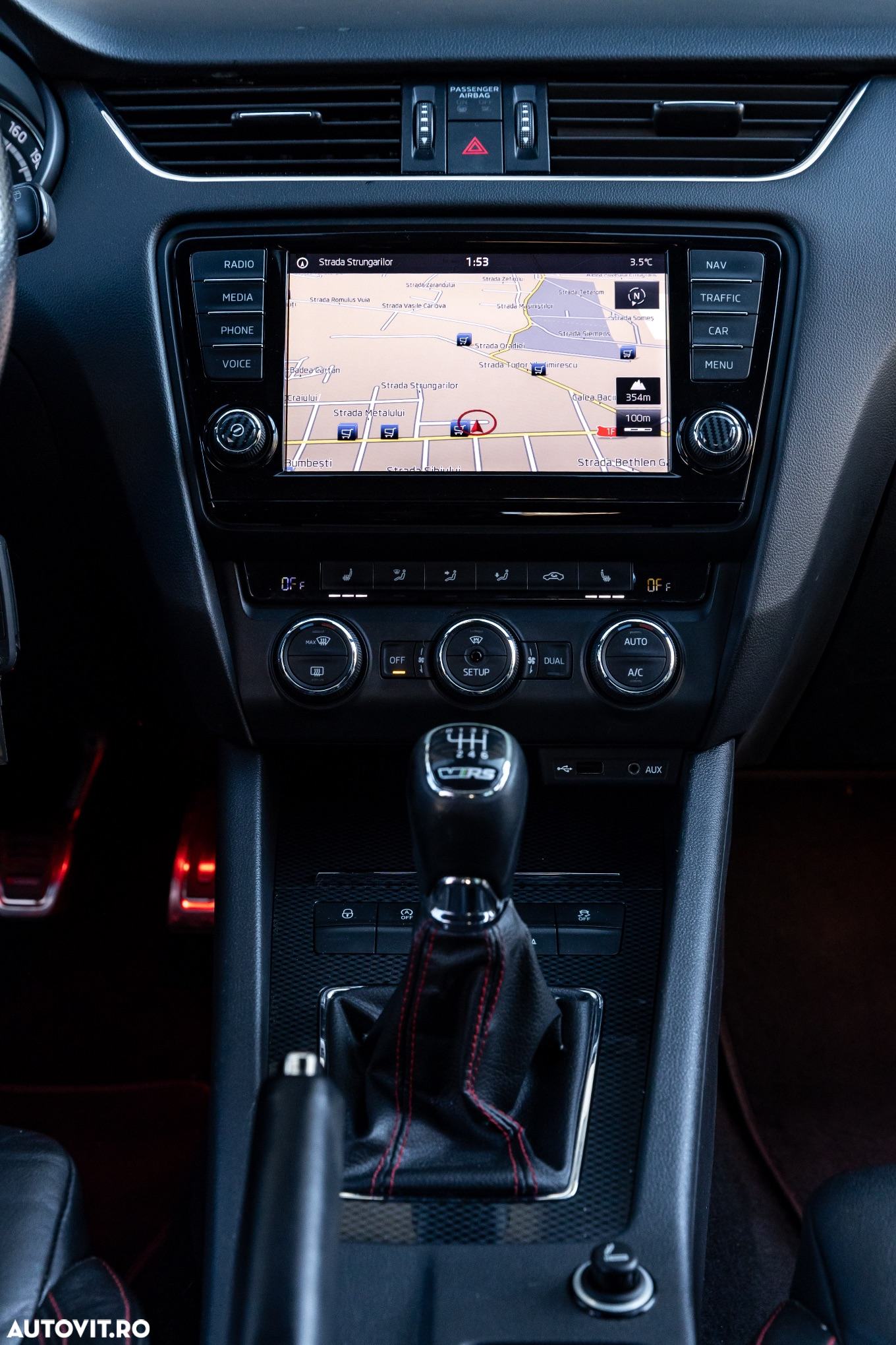 Skoda Octavia Combi Diesel 2.0 TDI RS - 27