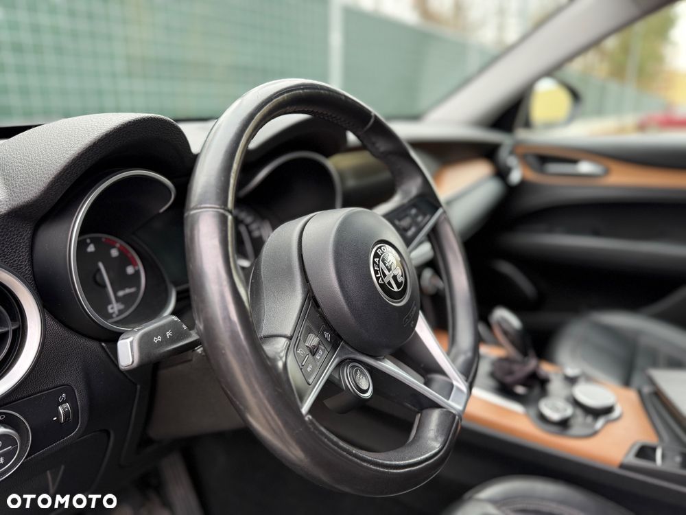 Alfa Romeo Stelvio 2.2 JTDM Executive Q4 - 18
