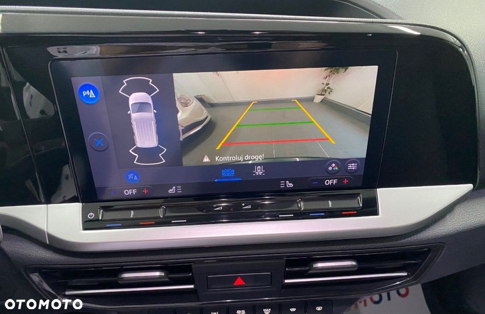Ford Tourneo Connect - 11
