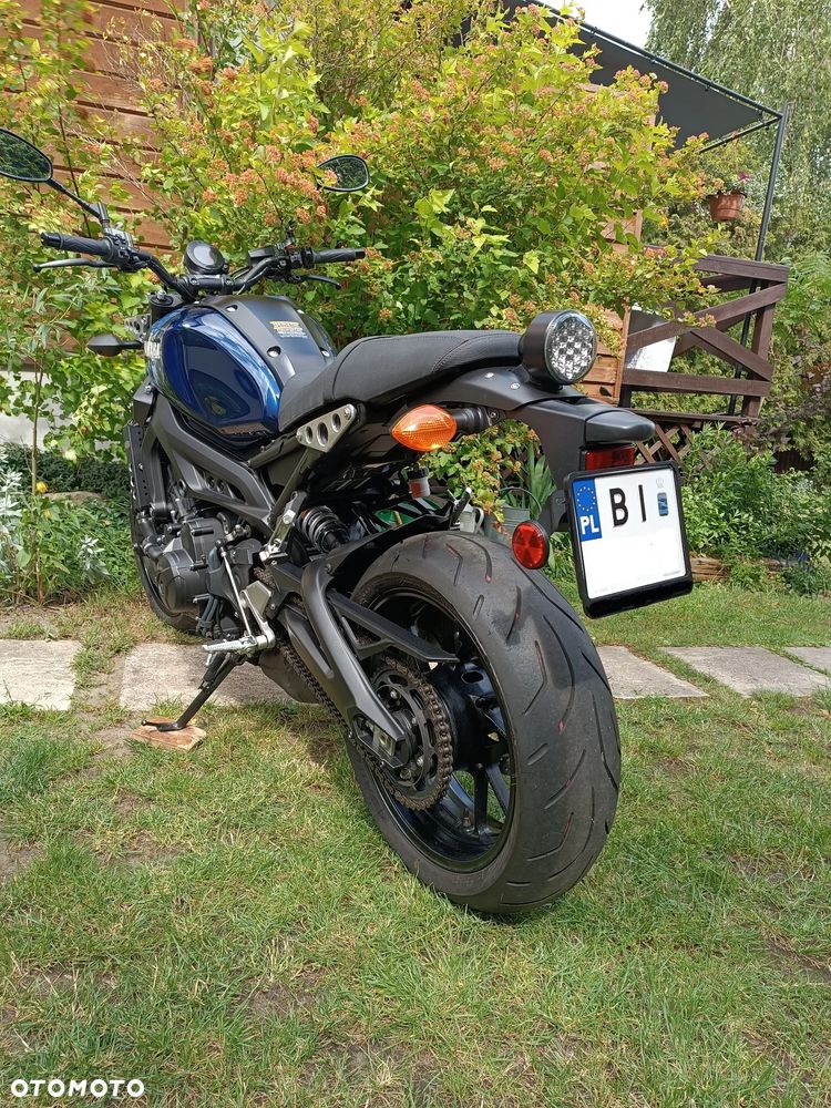 Yamaha XSR - 12