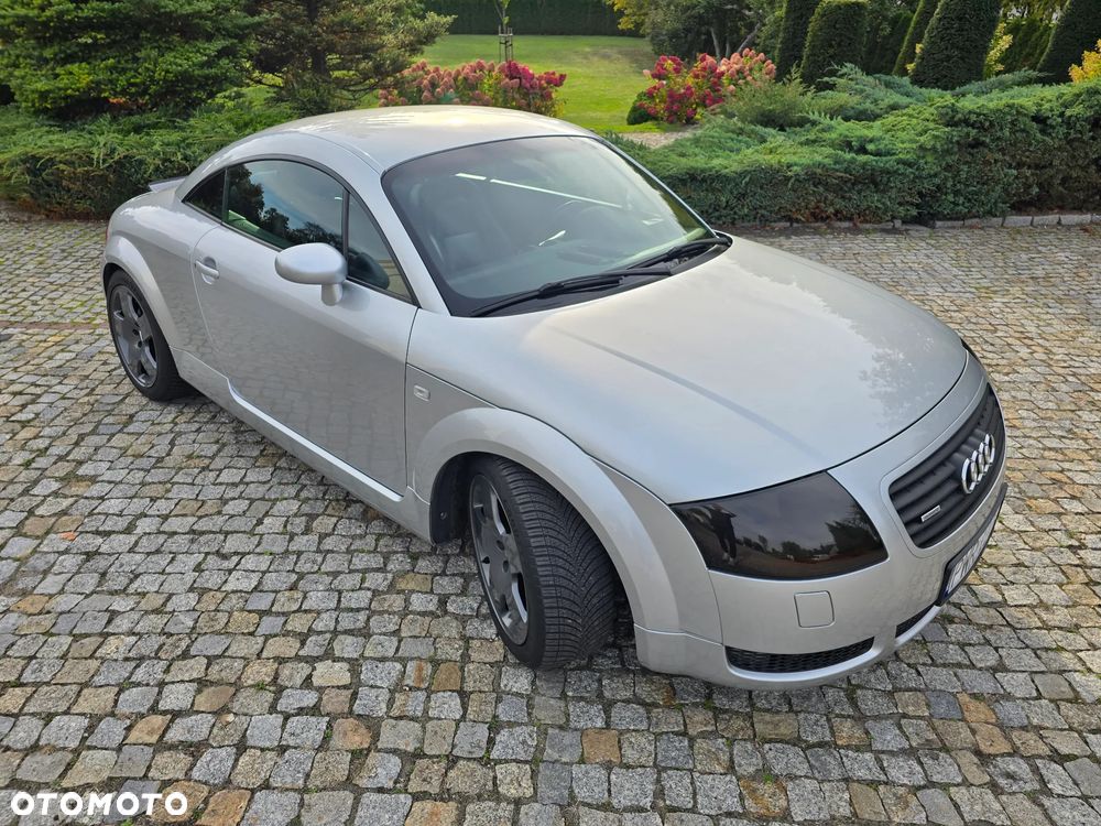Audi TT Coupé 1.8T Quattro - 16