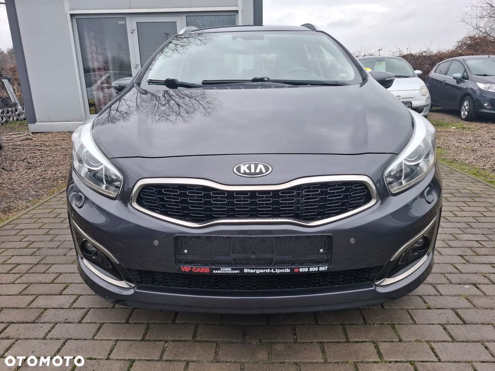 Kia Ceed 1.6 CRDi 136 ISG Spirit - 3