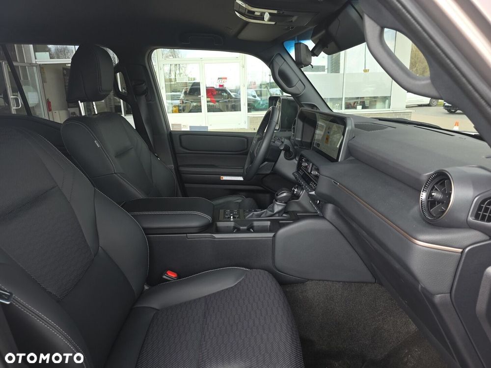 Toyota Land Cruiser LC 2.8 D-4D Executive - 8