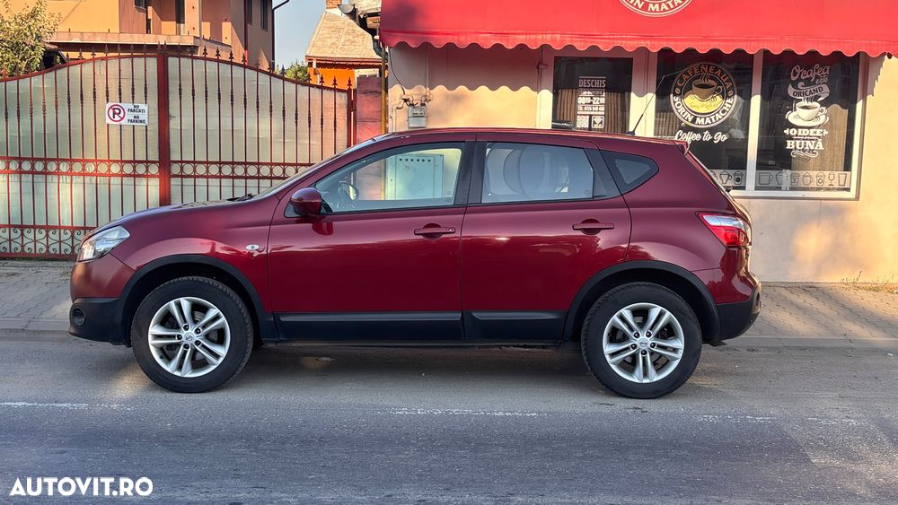 Nissan Qashqai - 2