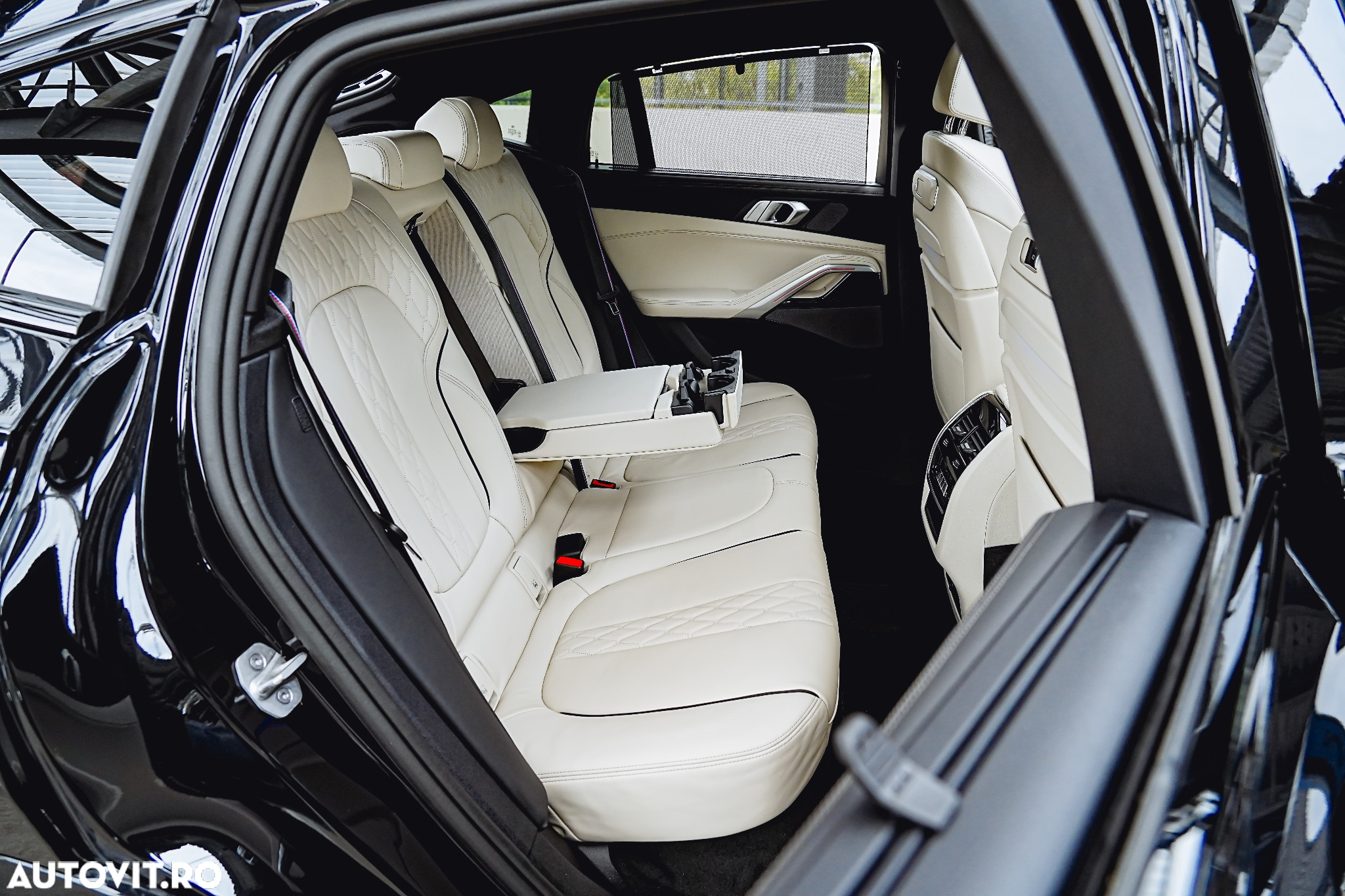 BMW X6 xDrive40d xLine - 23