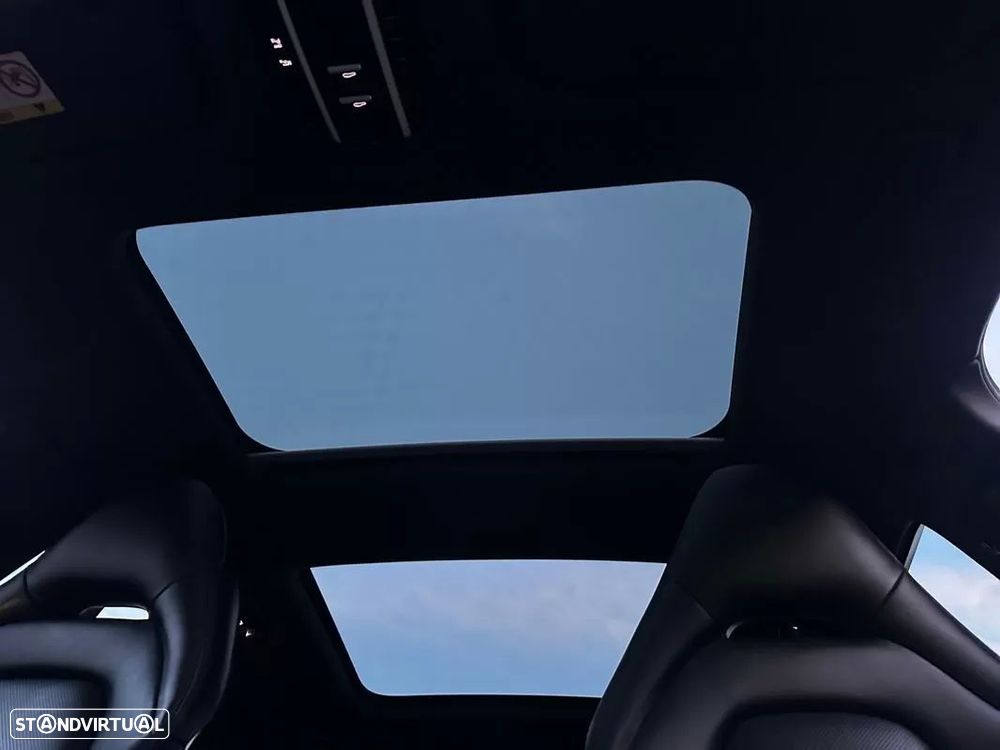 Porsche Panamera Sport Turismo 4 E-Hybrid - 20