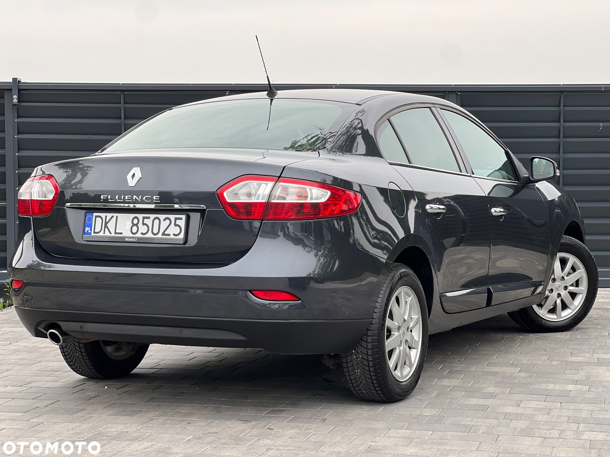 Renault Fluence 1.6 16V Privilege - 6