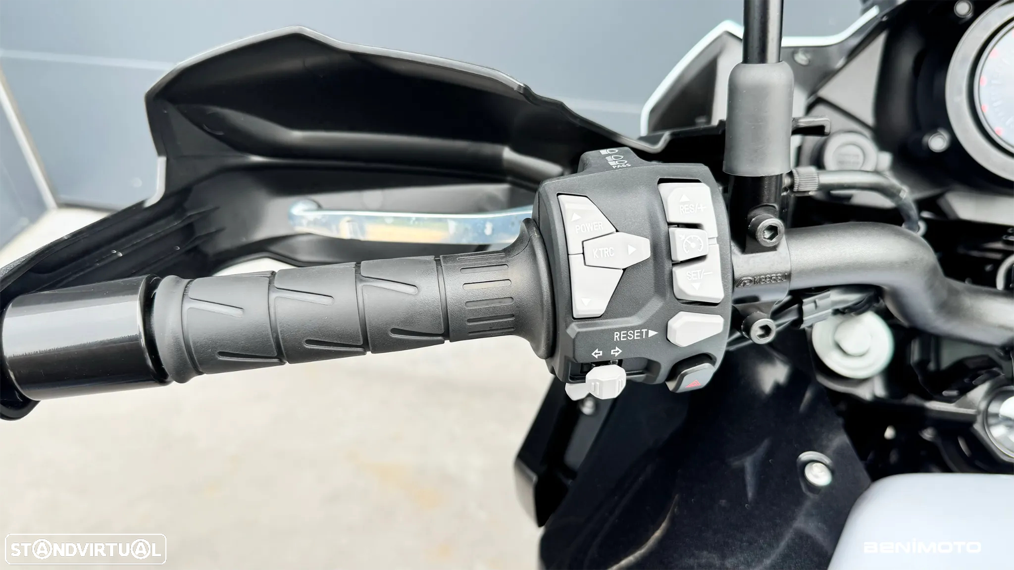 Kawasaki Versys 1000 Grand Tourer - 11