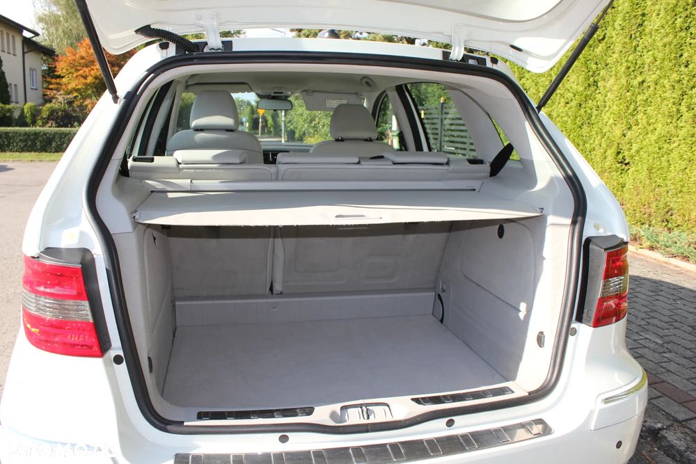 Mercedes-Benz Klasa B 150 BlueEffICIENCY - 13