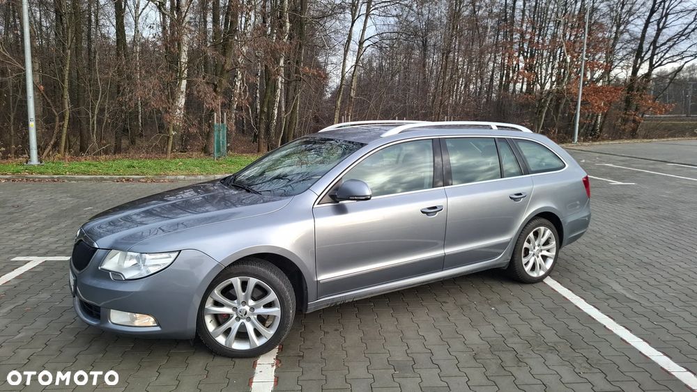 Skoda Superb 2.0 TDI 4x4 Elegance - 3