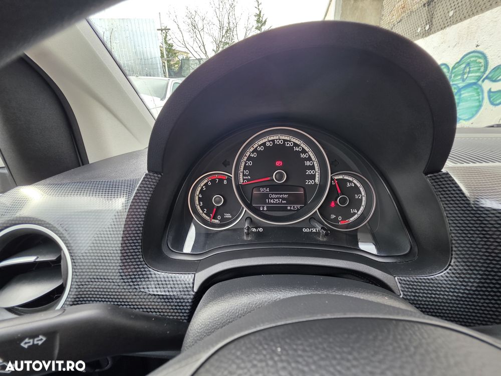Volkswagen up! - 5