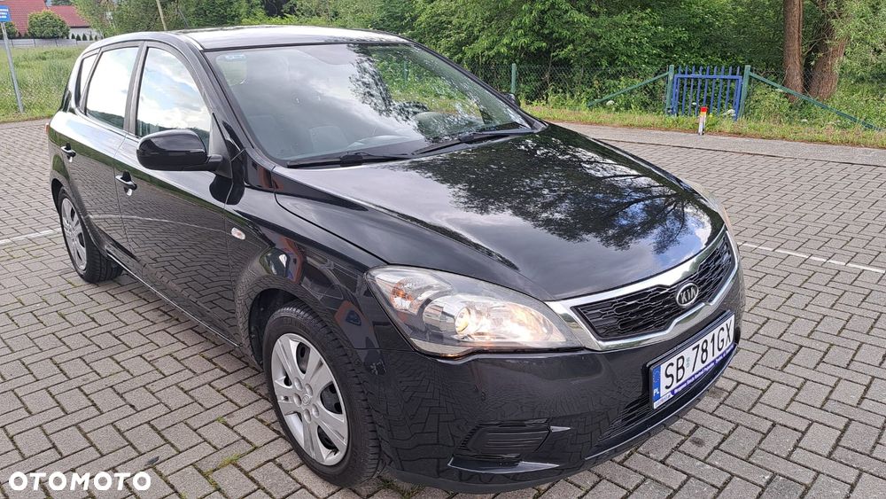 Kia Ceed - 2
