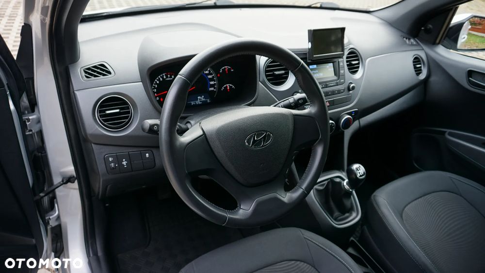 Hyundai i10 1.0 GO - 27