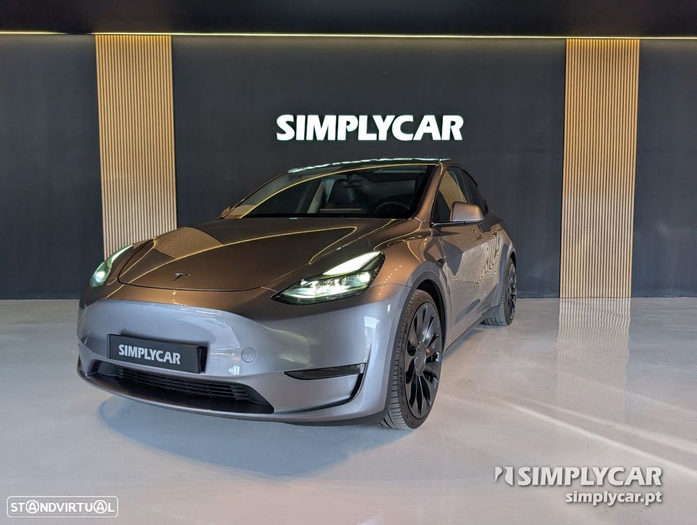 Tesla Model Y - 2