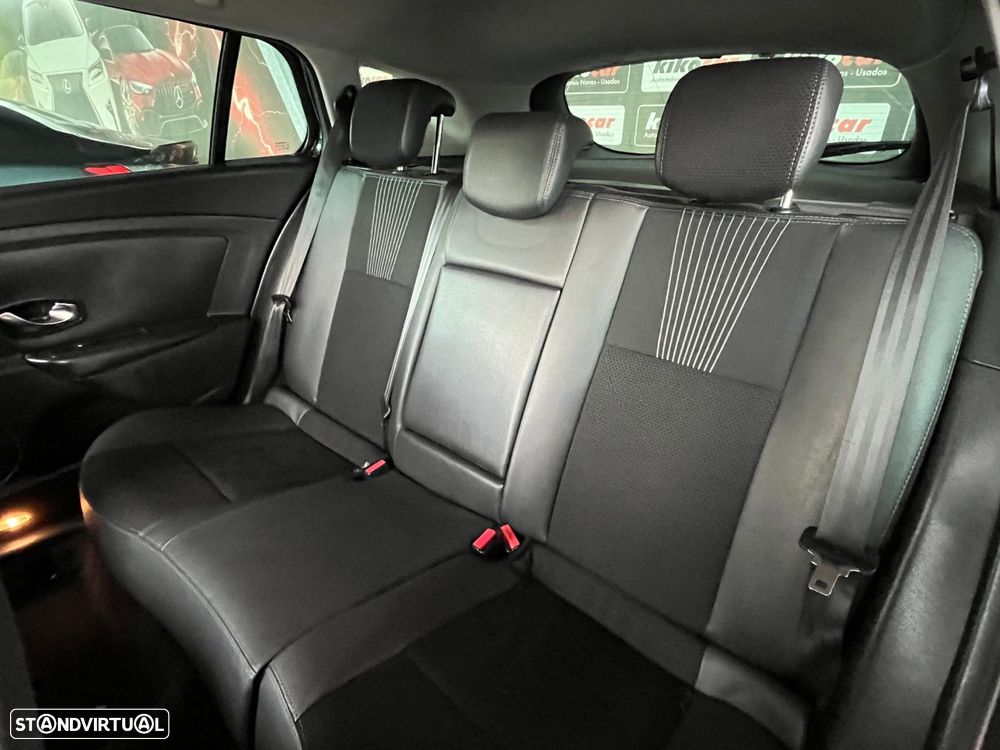 Renault Mégane Sport Tourer 1.5 dCi Comfort SS - 36