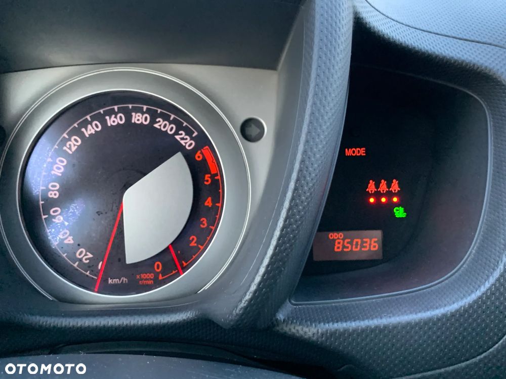 Toyota Urban Cruiser 1.4 D-4D 4x4 - 15