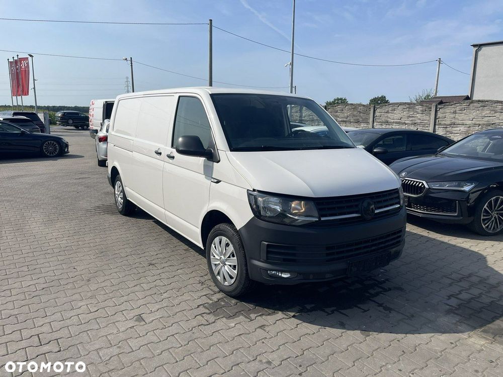 Volkswagen Transporter - 2