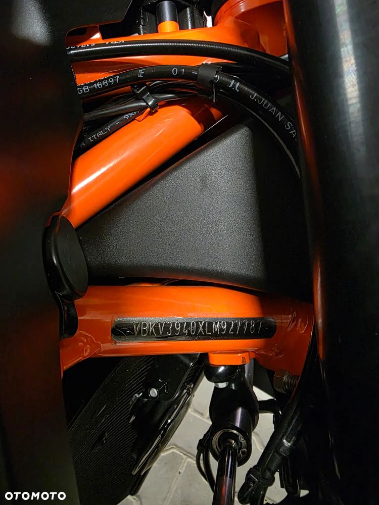 KTM Super Duke - 20