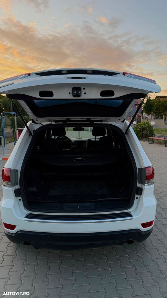 Jeep Grand Cherokee 3.0 TD AT Laredo - 8