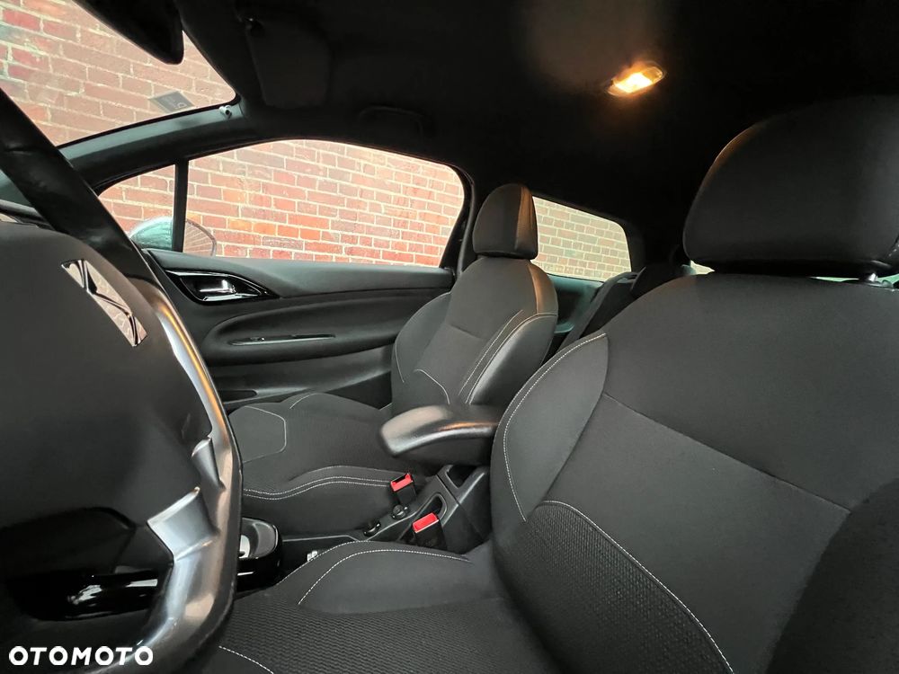 Citroën DS3 1.6 VTi SoChic - 13