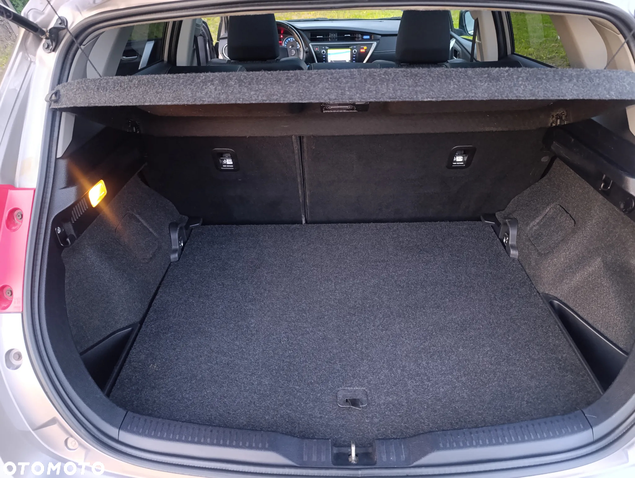 Toyota Auris 1.6 Valvematic Multidrive S Executive - 29