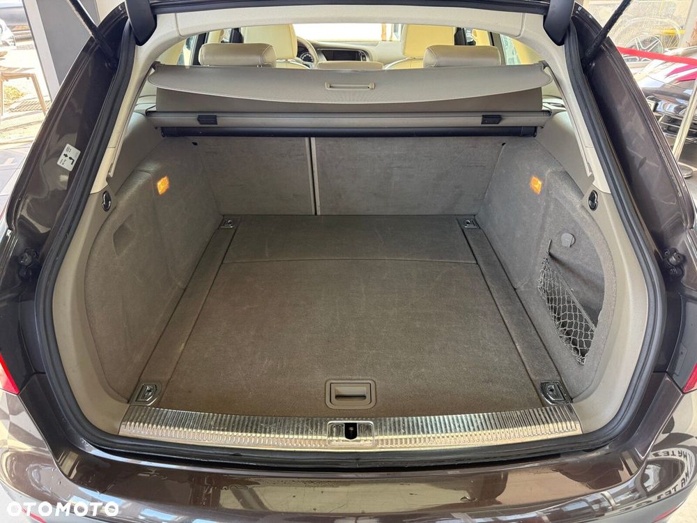 Audi A4 Allroad - 10