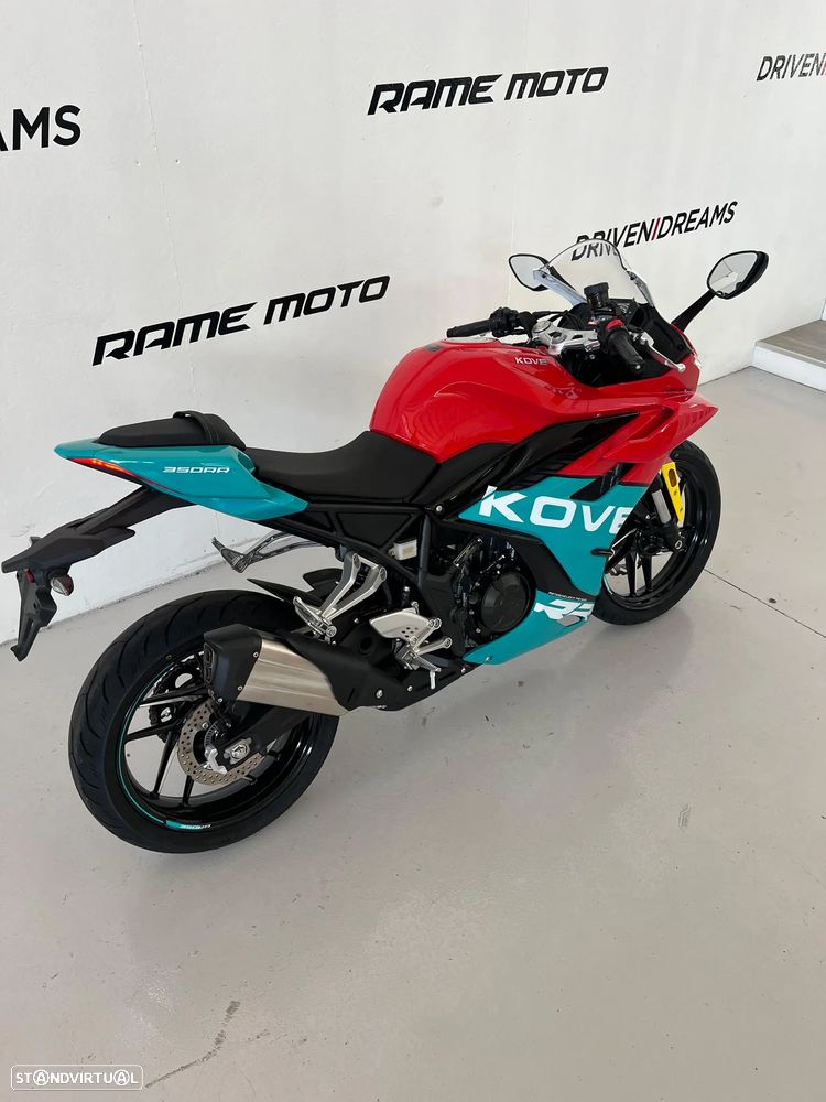 KOVE 350RR - CAMPEÃ MUNDIAL SUPERBIKES SSP300 2025 - 24
