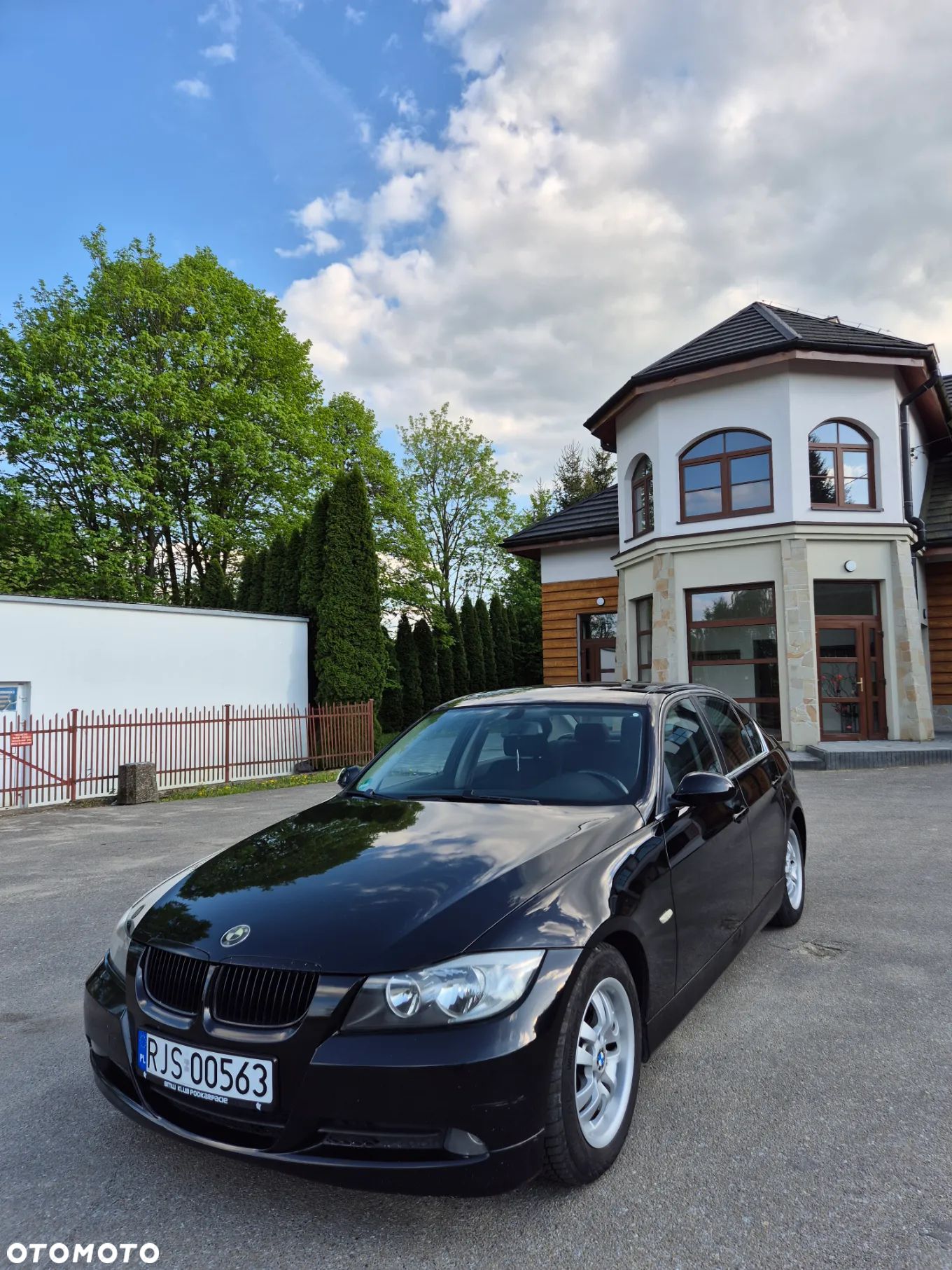 BMW Seria 3 325i - 1