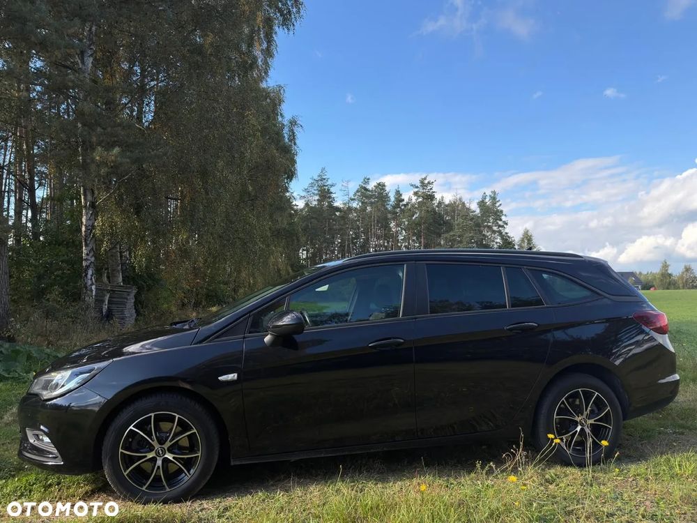 Opel Astra 2017 photo 3