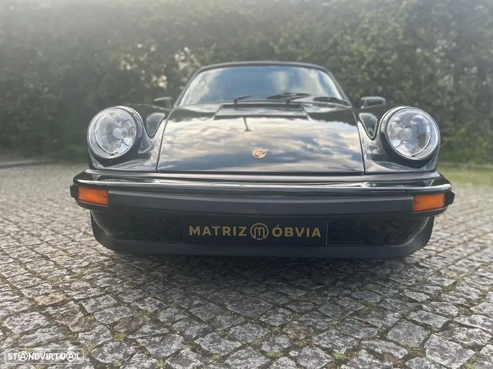 Porsche 911 Série F - 2