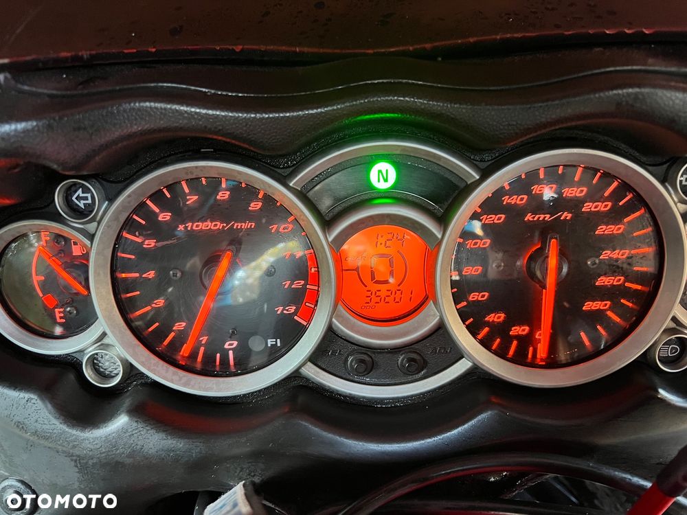 Suzuki Hayabusa - 7