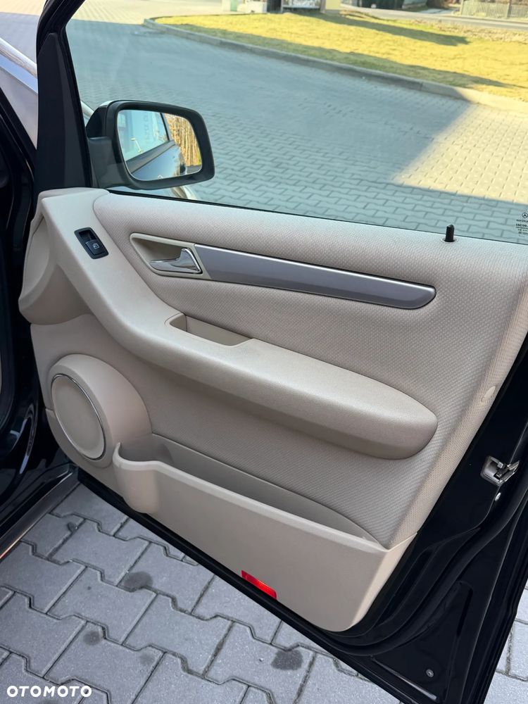 Mercedes-Benz Klasa A 160 Avantgarde BlueEff EU5 - 9