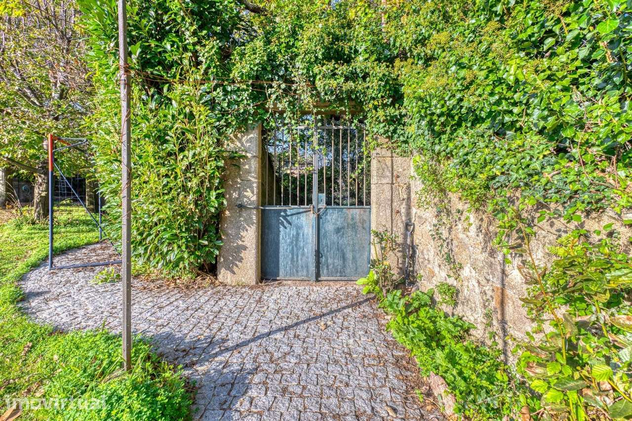Quinta T7+3 com jardim, bosque e piscina | Grande Porto - Grande imagem: 4/41