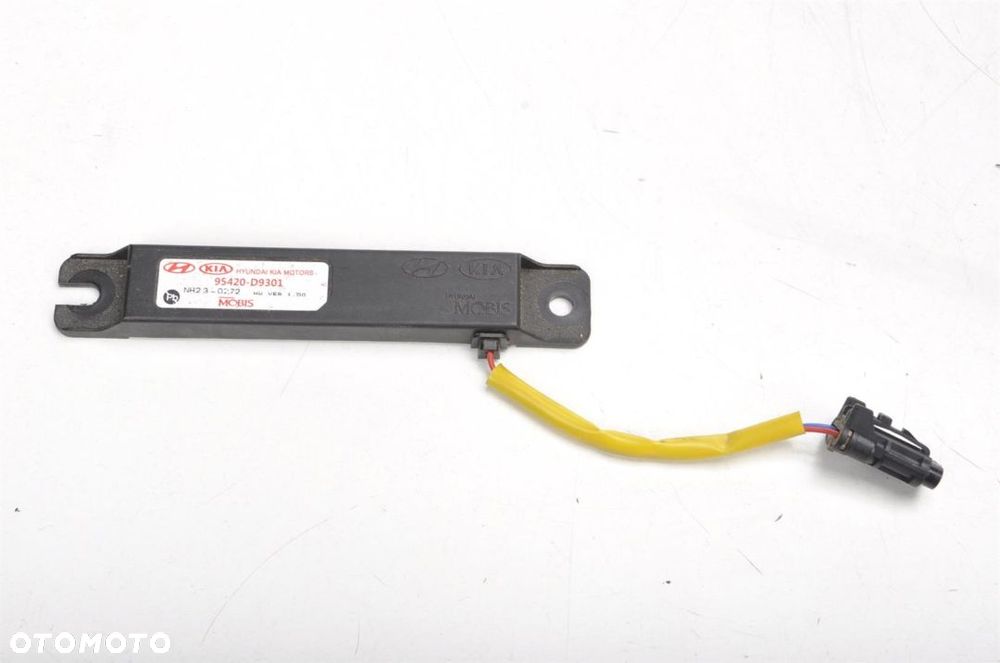 SPORTAGE IV WZMACNIACZ ANTENOWY 95420-D9301 19R - 1