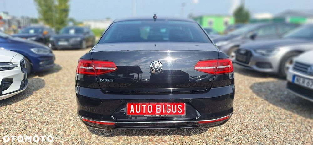 Volkswagen Passat - 7