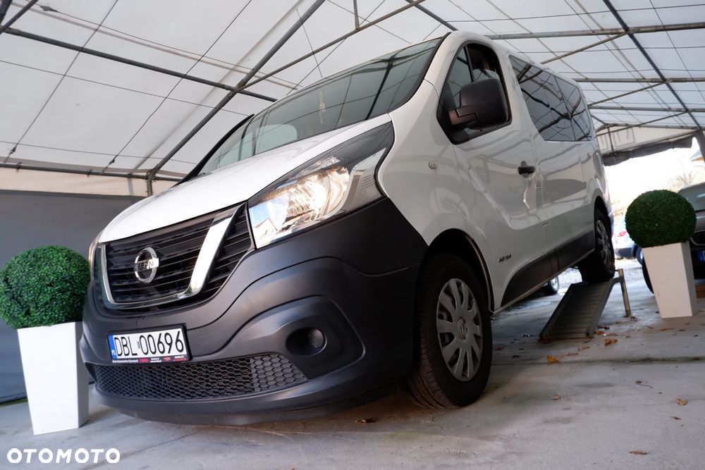 Nissan NV300 - 1