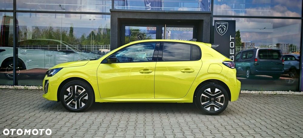 Peugeot 208 - 4